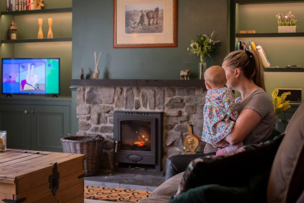 Villa Calm Scottish Country Escape With Hot Tub Sleeps 6 Inverness Esterno foto