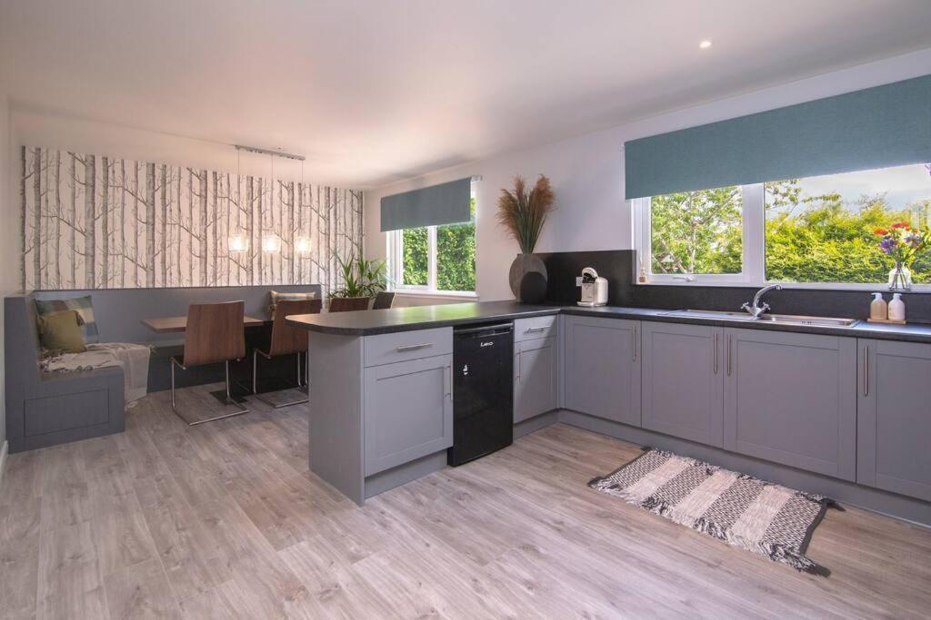 Villa Calm Scottish Country Escape With Hot Tub Sleeps 6 Inverness Esterno foto